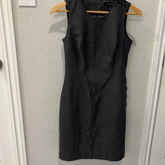 Banana Republic Wool Dress with Buttons Size 0P - Picture 4 of 10